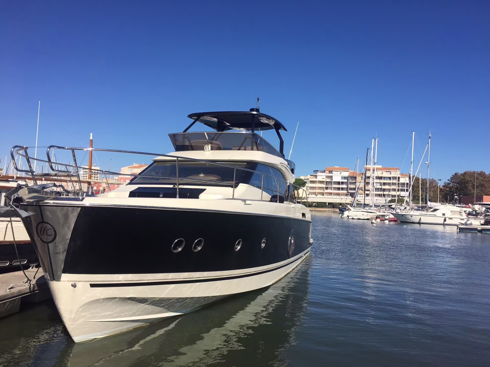 UN UNIVERS D’EXCEPTION S’OUVRE A VOUS, LOUEZ LE MONTE CARLO 6